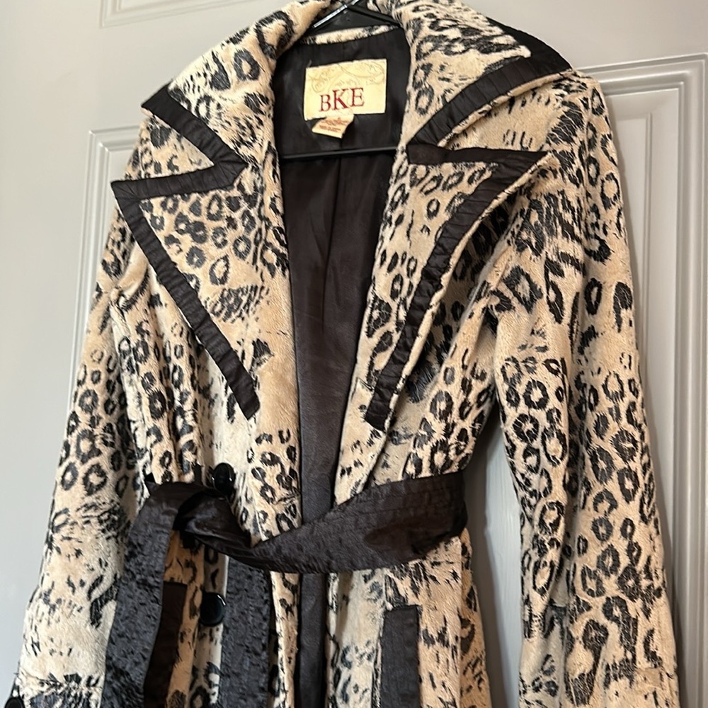 Leopard Print Jacket - Picture 3 of 6